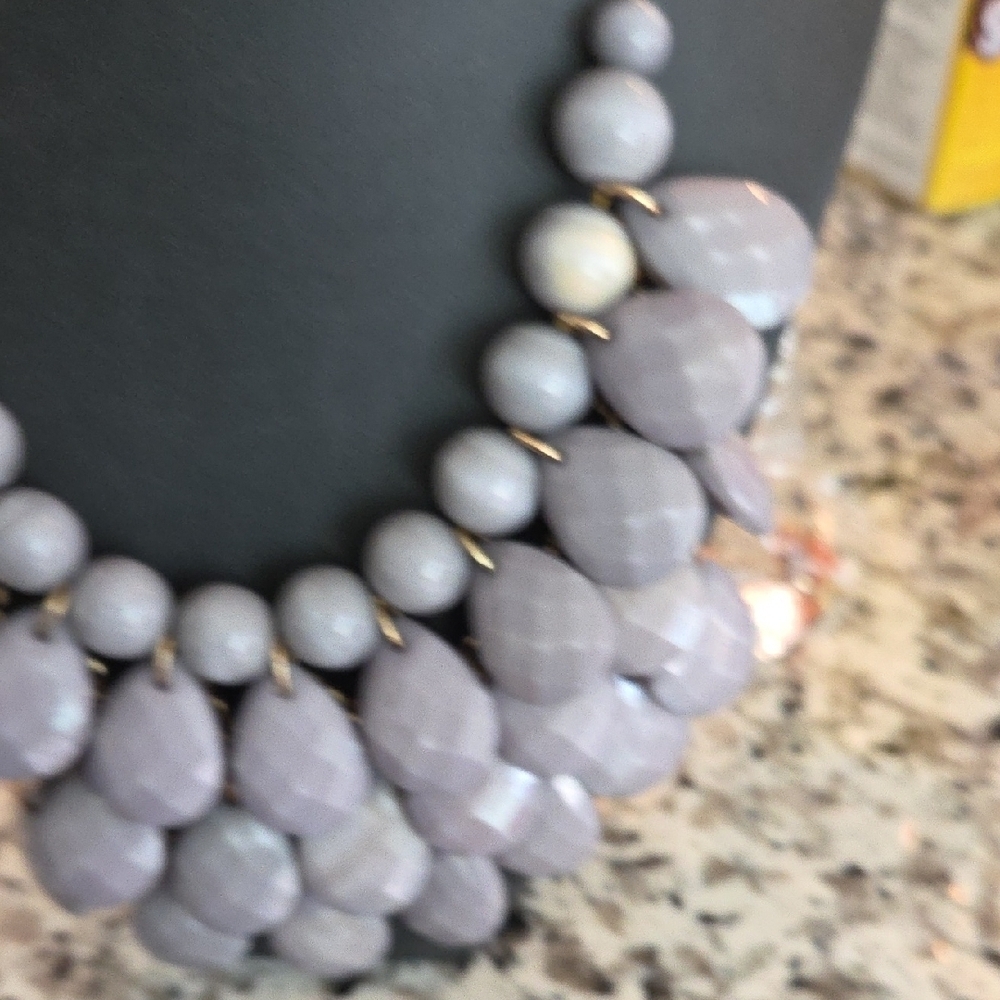 Source Unknown Gray Statement Necklace - Picture 5 of 6